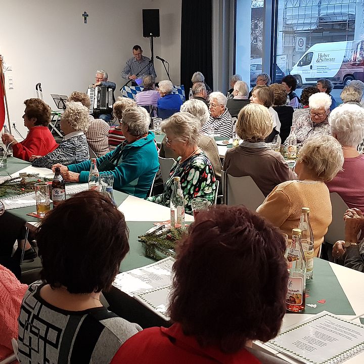 FW Weihnachtsfeier 2018 der Senioren im Bürgerhaus